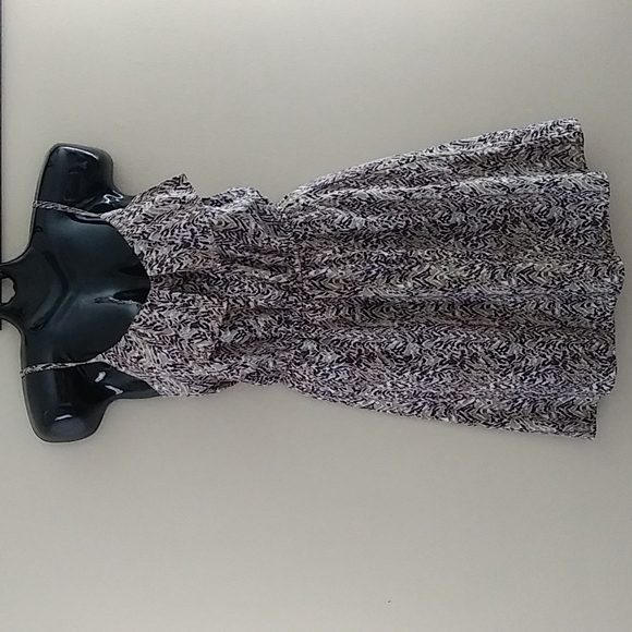 COPY - H&M Lightweight Sleeveless Mini Dress Sz 4 - Picture 3 of 9